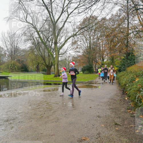 07.12.2025 - St. Pauli X-Mass-Run No. 15 Michael Burmester http://msf.ph/oto/9428630 07.12.2025 11:45:19 Laufen 4259 meine-sportfotos.de