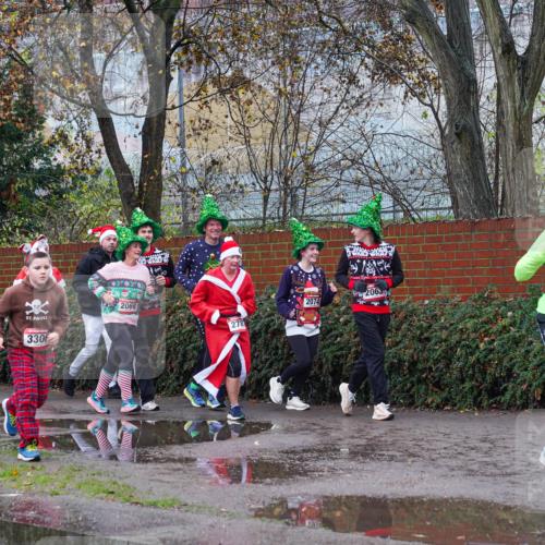 07.12.2025 - St. Pauli X-Mass-Run No. 15 Michael Burmester http://msf.ph/oto/9428632 07.12.2025 11:04:20 Laufen 209, 3306, 2063, 2069, 2074, 278, 3314 meine-sportfotos.de
