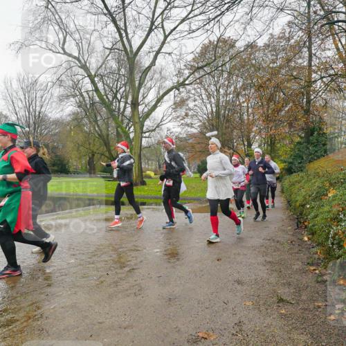 07.12.2025 - St. Pauli X-Mass-Run No. 15 Michael Burmester http://msf.ph/oto/9428648 07.12.2025 11:45:29 Laufen  meine-sportfotos.de