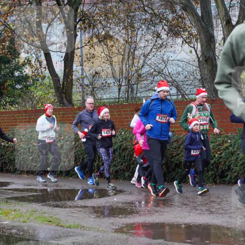 07.12.2025 - St. Pauli X-Mass-Run No. 15 Michael Burmester http://msf.ph/oto/9428649 07.12.2025 11:04:26 Laufen 2386, 1427, 1593, 1672, 1339, 2990, 2242 meine-sportfotos.de