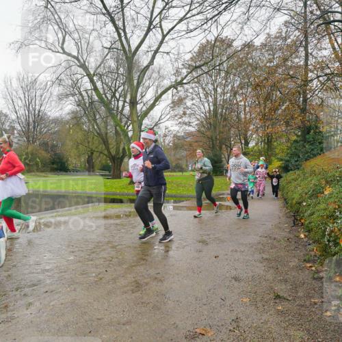 07.12.2025 - St. Pauli X-Mass-Run No. 15 Michael Burmester http://msf.ph/oto/9428654 07.12.2025 11:45:30 Laufen  meine-sportfotos.de