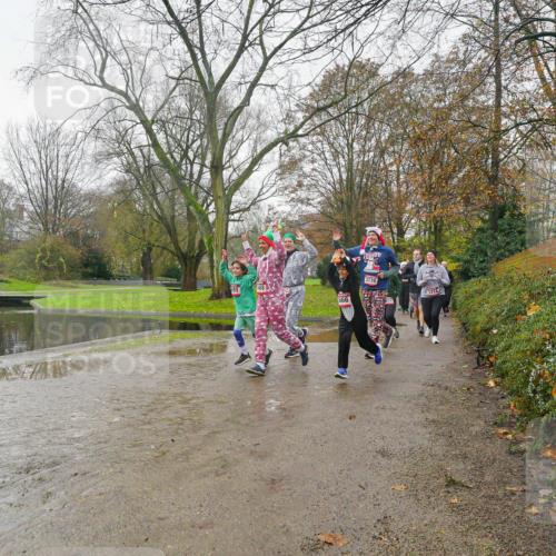 07.12.2025 - St. Pauli X-Mass-Run No. 15 Michael Burmester http://msf.ph/oto/9428658 07.12.2025 11:45:34 Laufen 666, 3739 meine-sportfotos.de