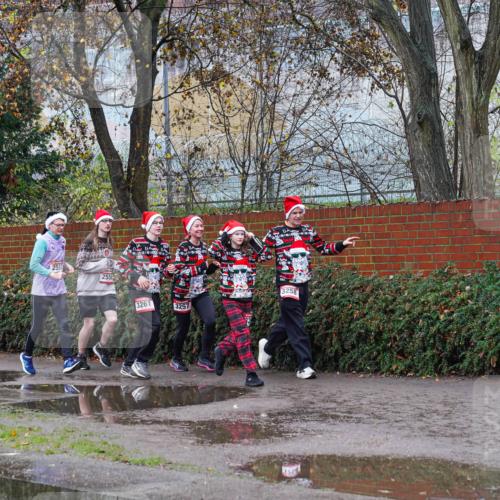 07.12.2025 - St. Pauli X-Mass-Run No. 15 Michael Burmester http://msf.ph/oto/9428700 07.12.2025 11:05:05 Laufen 2557, 255, 3261, 3257, 3258 meine-sportfotos.de