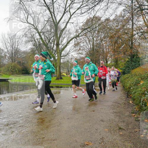 07.12.2025 - St. Pauli X-Mass-Run No. 15 Michael Burmester http://msf.ph/oto/9428703 07.12.2025 11:45:53 Laufen 12, 117, 4714, 3460 meine-sportfotos.de