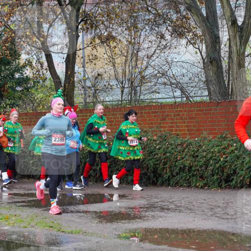 07.12.2025 - St. Pauli X-Mass-Run No. 15 Michael Burmester http://msf.ph/oto/9428737 07.12.2025 11:05:36 Laufen 2972, 2399, 2314, 2790 meine-sportfotos.de