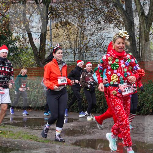 07.12.2025 - St. Pauli X-Mass-Run No. 15 Michael Burmester http://msf.ph/oto/9428757 07.12.2025 11:05:43 Laufen 3068, 678, 192, 8181, 674, 42 meine-sportfotos.de