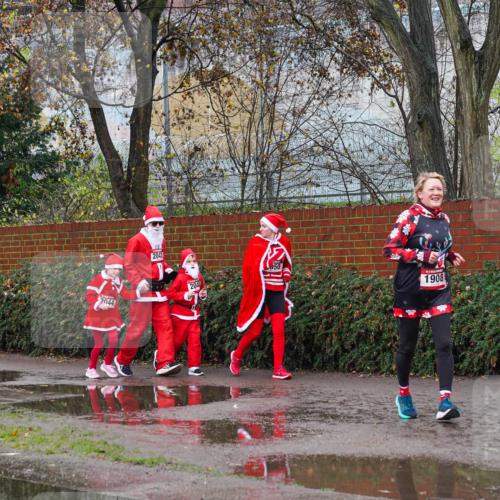 07.12.2025 - St. Pauli X-Mass-Run No. 15 Michael Burmester http://msf.ph/oto/9428777 07.12.2025 11:05:57 Laufen 2044, 2043, 50, 1908, 2635 meine-sportfotos.de