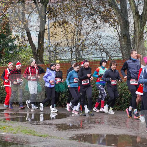 07.12.2025 - St. Pauli X-Mass-Run No. 15 Michael Burmester http://msf.ph/oto/9428799 07.12.2025 11:06:08 Laufen 2161, 2198, 2145, 2260, 88, 3328, 2257, 2164, 1590, 216 meine-sportfotos.de