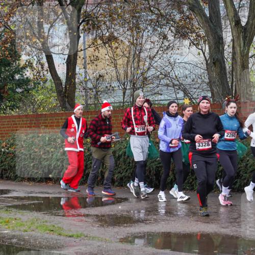 07.12.2025 - St. Pauli X-Mass-Run No. 15 Michael Burmester http://msf.ph/oto/9428803 07.12.2025 11:06:10 Laufen 2198, 3328, 2260, 263, 610, 225 meine-sportfotos.de