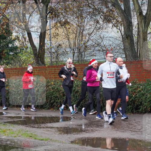 07.12.2025 - St. Pauli X-Mass-Run No. 15 Michael Burmester http://msf.ph/oto/9428814 07.12.2025 11:06:18 Laufen 2449, 2707, 2456, 24 meine-sportfotos.de
