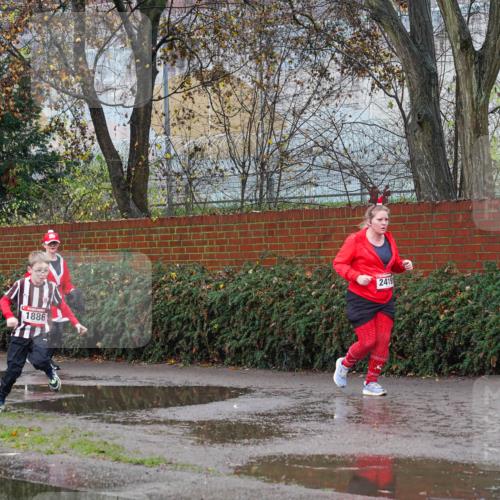 07.12.2025 - St. Pauli X-Mass-Run No. 15 Michael Burmester http://msf.ph/oto/9428832 07.12.2025 11:06:32 Laufen 1886, 2419 meine-sportfotos.de