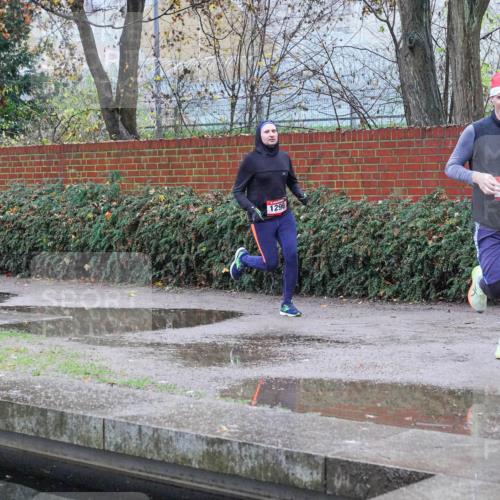 07.12.2025 - St. Pauli X-Mass-Run No. 15 Michael Burmester http://msf.ph/oto/9428833 07.12.2025 09:38:44 Laufen 1296, 1052 meine-sportfotos.de