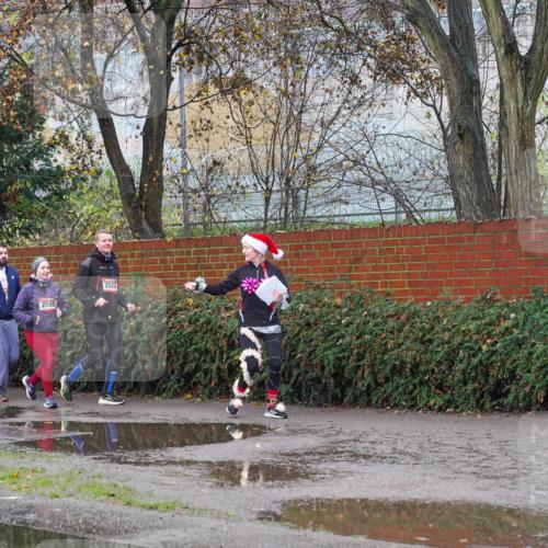 07.12.2025 - St. Pauli X-Mass-Run No. 15 Michael Burmester http://msf.ph/oto/9428835 07.12.2025 11:06:38 Laufen 13, 2500, 2522 meine-sportfotos.de