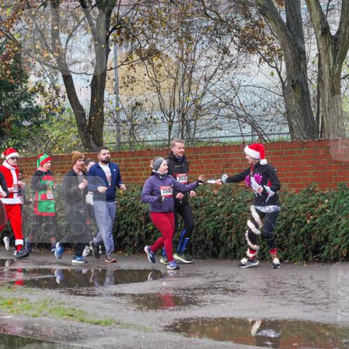 07.12.2025 - St. Pauli X-Mass-Run No. 15 Michael Burmester http://msf.ph/oto/9428837 07.12.2025 11:06:39 Laufen 3050, 2500, 2213, 2522 meine-sportfotos.de