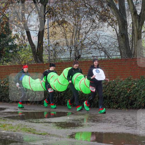07.12.2025 - St. Pauli X-Mass-Run No. 15 Michael Burmester http://msf.ph/oto/9428883 07.12.2025 11:07:06 Laufen 340, 142 meine-sportfotos.de