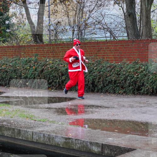 07.12.2025 - St. Pauli X-Mass-Run No. 15 Michael Burmester http://msf.ph/oto/9428959 07.12.2025 09:40:59 Laufen 2141 meine-sportfotos.de