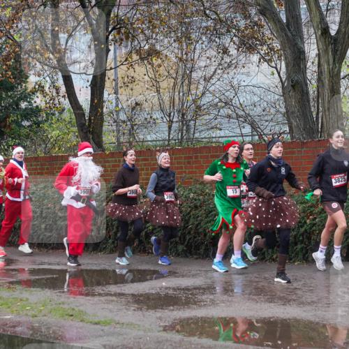 07.12.2025 - St. Pauli X-Mass-Run No. 15 Michael Burmester http://msf.ph/oto/9429052 07.12.2025 11:21:33 Laufen 3762, 3906, 3908, 3903, 15, 3825, 3905 meine-sportfotos.de