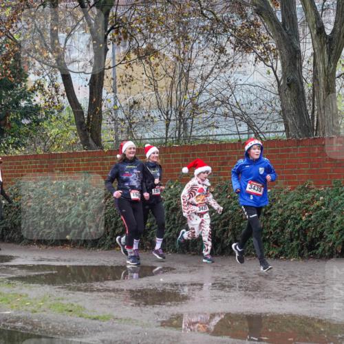07.12.2025 - St. Pauli X-Mass-Run No. 15 Michael Burmester http://msf.ph/oto/9429087 07.12.2025 11:22:06 Laufen 729, 701, 1949, 1950, 3425, 3435, 5 meine-sportfotos.de