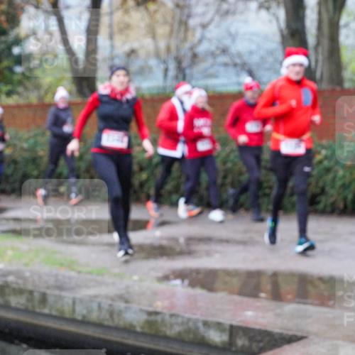 07.12.2025 - St. Pauli X-Mass-Run No. 15 Michael Burmester http://msf.ph/oto/9429096 07.12.2025 09:42:45 Laufen  meine-sportfotos.de