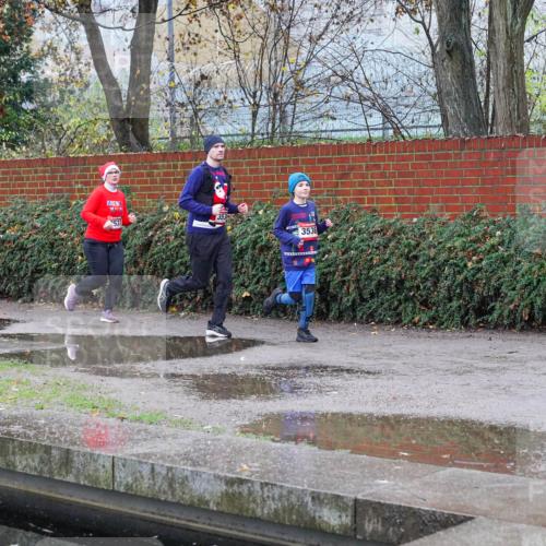 07.12.2025 - St. Pauli X-Mass-Run No. 15 Michael Burmester http://msf.ph/oto/9429181 07.12.2025 09:43:34 Laufen 537, 3536 meine-sportfotos.de