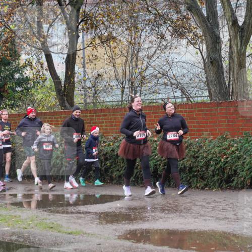 07.12.2025 - St. Pauli X-Mass-Run No. 15 Michael Burmester http://msf.ph/oto/9429195 07.12.2025 11:23:48 Laufen 3885, 14, 2785, 901, 2784 meine-sportfotos.de