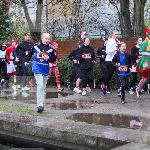 07.12.2025 - St. Pauli X-Mass-Run No. 15 Michael Burmester http://msf.ph/oto/9429235 07.12.2025 09:44:04 Laufen 387, 1217, 2366, 3330, 3333 meine-sportfotos.de