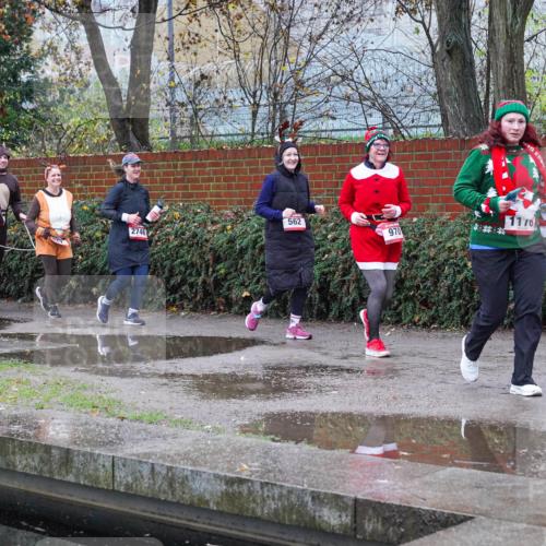 07.12.2025 - St. Pauli X-Mass-Run No. 15 Michael Burmester http://msf.ph/oto/9429267 07.12.2025 09:44:19 Laufen 1234, 1187, 2746, 562, 970, 11, 0 meine-sportfotos.de