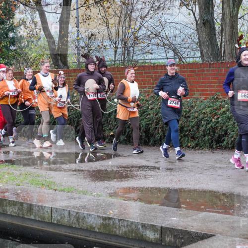 07.12.2025 - St. Pauli X-Mass-Run No. 15 Michael Burmester http://msf.ph/oto/9429273 07.12.2025 09:44:21 Laufen 2249, 321, 3232, 272, 123, 1137, 685, 562, 2746, 970 meine-sportfotos.de