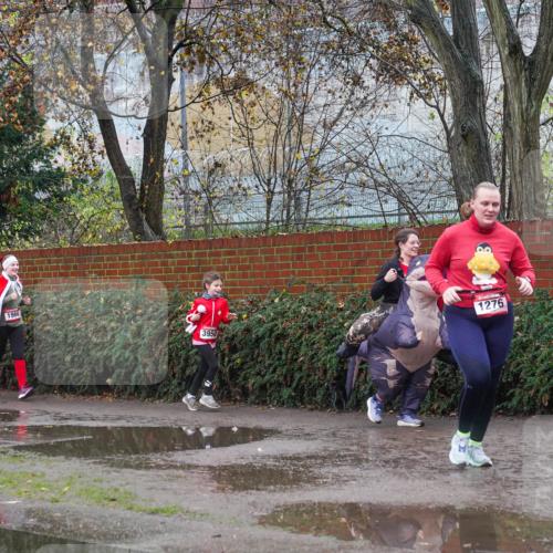 07.12.2025 - St. Pauli X-Mass-Run No. 15 Michael Burmester http://msf.ph/oto/9429377 07.12.2025 11:25:24 Laufen 3948, 1967, 1966, 3950, 1276 meine-sportfotos.de