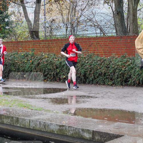 07.12.2025 - St. Pauli X-Mass-Run No. 15 Michael Burmester http://msf.ph/oto/9429384 07.12.2025 09:45:20 Laufen 1937, 46 meine-sportfotos.de