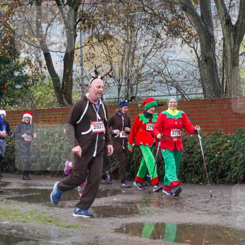 07.12.2025 - St. Pauli X-Mass-Run No. 15 Michael Burmester http://msf.ph/oto/9429409 07.12.2025 11:25:51 Laufen 353, 2911, 62, 00, 644, 2027, 650, 278, 2778 meine-sportfotos.de