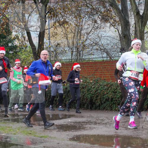 07.12.2025 - St. Pauli X-Mass-Run No. 15 Michael Burmester http://msf.ph/oto/9429414 07.12.2025 11:25:53 Laufen 2263, 2109, 2853, 3913, 2346, 644, 2108, 2778 meine-sportfotos.de