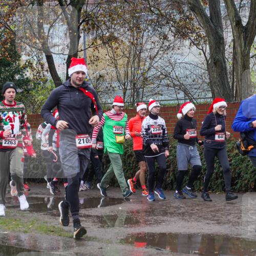 07.12.2025 - St. Pauli X-Mass-Run No. 15 Michael Burmester http://msf.ph/oto/9429417 07.12.2025 11:25:54 Laufen 2872, 3697, 93, 2263, 2109, 391, 2853, 2344, 346, 644 meine-sportfotos.de
