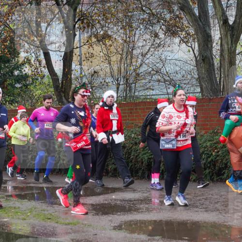 07.12.2025 - St. Pauli X-Mass-Run No. 15 Michael Burmester http://msf.ph/oto/9429440 07.12.2025 11:26:03 Laufen 1927, 4424, 4601, 58, 4423, 1916, 96, 40, 3482 meine-sportfotos.de