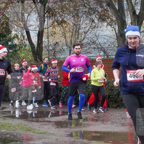 07.12.2025 - St. Pauli X-Mass-Run No. 15 Michael Burmester http://msf.ph/oto/9429450 07.12.2025 11:26:06 Laufen 2445, 4424, 59, 4480, 262, 1927, 4423, 3583, 46, 2871 meine-sportfotos.de