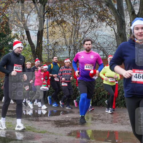 07.12.2025 - St. Pauli X-Mass-Run No. 15 Michael Burmester http://msf.ph/oto/9429451 07.12.2025 11:26:06 Laufen 3452, 2445, 4424, 480, 2624, 1927, 4423, 916, 3583, 4601, 287 meine-sportfotos.de