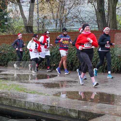07.12.2025 - St. Pauli X-Mass-Run No. 15 Michael Burmester http://msf.ph/oto/9429453 07.12.2025 09:45:53 Laufen 4735, 3932, 393, 1736, 1735, 1732, 3627, 1363, 1363, 98 meine-sportfotos.de