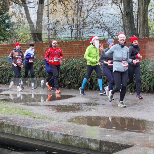 07.12.2025 - St. Pauli X-Mass-Run No. 15 Michael Burmester http://msf.ph/oto/9429466 07.12.2025 09:45:57 Laufen 4734, 466, 4736, 4739, 3932, 39 meine-sportfotos.de
