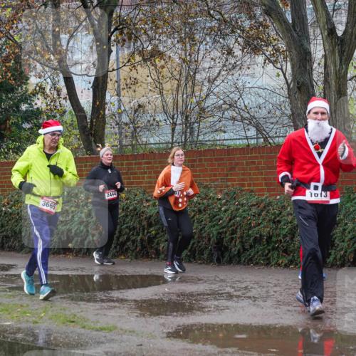 07.12.2025 - St. Pauli X-Mass-Run No. 15 Michael Burmester http://msf.ph/oto/9429468 07.12.2025 11:26:14 Laufen 3665, 2444, 1013 meine-sportfotos.de