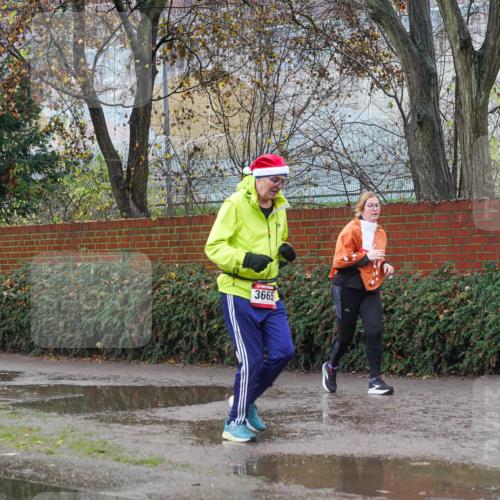 07.12.2025 - St. Pauli X-Mass-Run No. 15 Michael Burmester http://msf.ph/oto/9429470 07.12.2025 11:26:15 Laufen 3665, 1, 3 meine-sportfotos.de