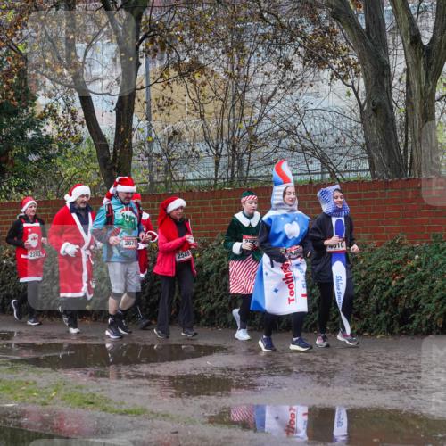 07.12.2025 - St. Pauli X-Mass-Run No. 15 Michael Burmester http://msf.ph/oto/9429498 07.12.2025 11:26:40 Laufen 2 meine-sportfotos.de