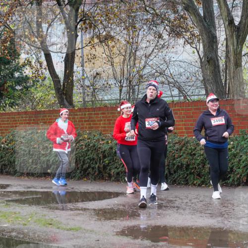 07.12.2025 - St. Pauli X-Mass-Run No. 15 Michael Burmester http://msf.ph/oto/9429545 07.12.2025 11:27:26 Laufen 333, 3498, 2598 meine-sportfotos.de