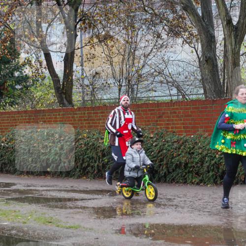 07.12.2025 - St. Pauli X-Mass-Run No. 15 Michael Burmester http://msf.ph/oto/9429552 07.12.2025 11:27:43 Laufen 3444 meine-sportfotos.de