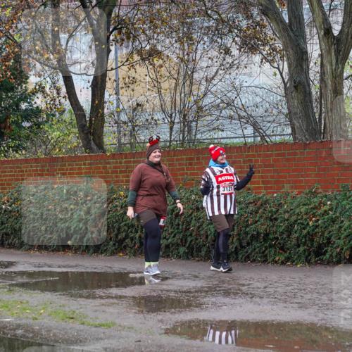 07.12.2025 - St. Pauli X-Mass-Run No. 15 Michael Burmester http://msf.ph/oto/9429594 07.12.2025 11:29:53 Laufen 3121 meine-sportfotos.de