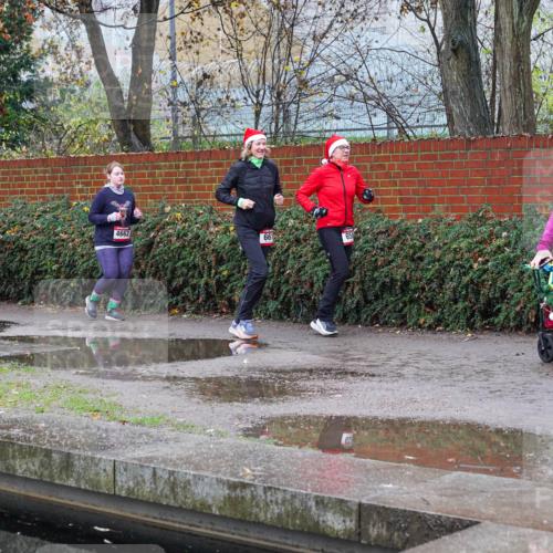 07.12.2025 - St. Pauli X-Mass-Run No. 15 Michael Burmester http://msf.ph/oto/9429602 07.12.2025 09:47:46 Laufen 2666, 4662, 661, 264 meine-sportfotos.de