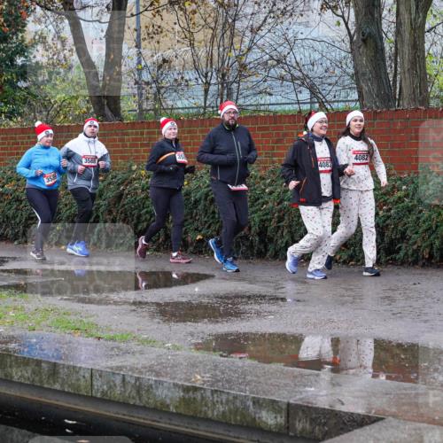 07.12.2025 - St. Pauli X-Mass-Run No. 15 Michael Burmester http://msf.ph/oto/9429621 07.12.2025 09:47:56 Laufen 3588, 35, 89, 4083, 4082 meine-sportfotos.de