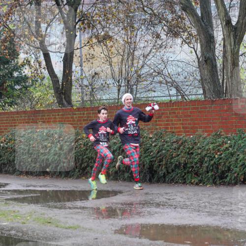 07.12.2025 - St. Pauli X-Mass-Run No. 15 Michael Burmester http://msf.ph/oto/9429623 07.12.2025 11:38:09 Laufen 327 meine-sportfotos.de