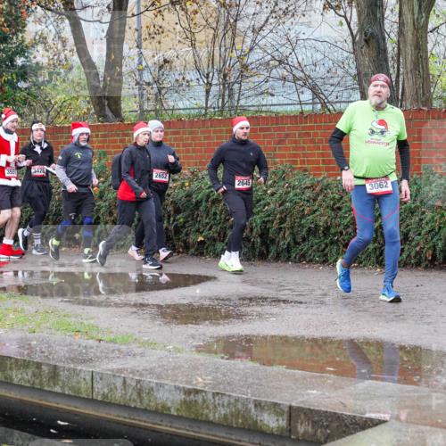 07.12.2025 - St. Pauli X-Mass-Run No. 15 Michael Burmester http://msf.ph/oto/9429642 07.12.2025 09:48:06 Laufen 3799, 3551, 3428, 2652, 2645, 3062 meine-sportfotos.de