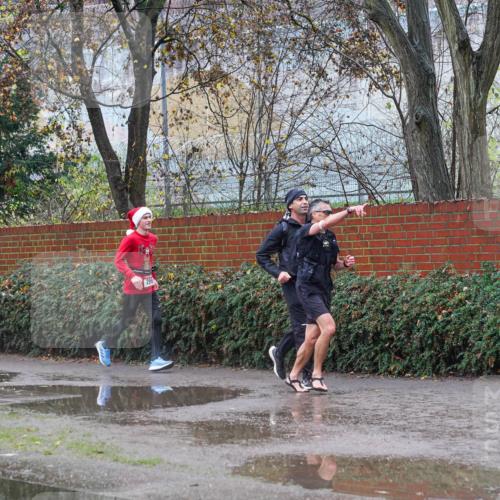 07.12.2025 - St. Pauli X-Mass-Run No. 15 Michael Burmester http://msf.ph/oto/9429645 07.12.2025 11:39:20 Laufen  meine-sportfotos.de