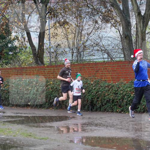 07.12.2025 - St. Pauli X-Mass-Run No. 15 Michael Burmester http://msf.ph/oto/9429666 07.12.2025 11:40:04 Laufen 1657, 1928 meine-sportfotos.de